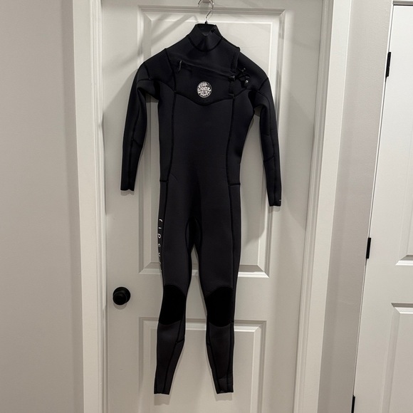 Rip Curl Black Women's Wetsuit - Picture 2 of 13
